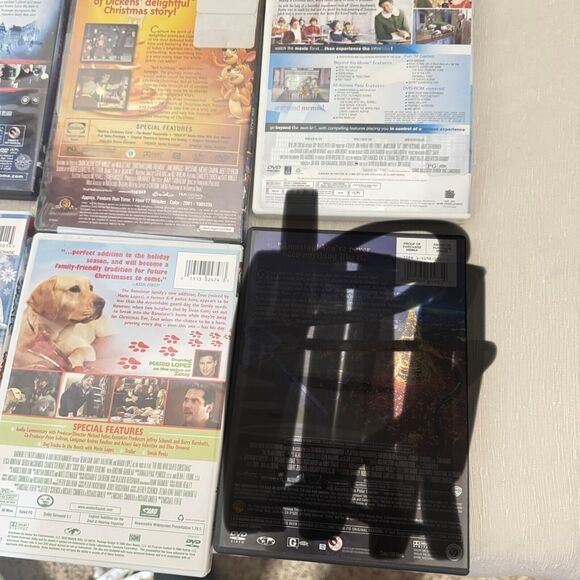 Holiday Movies DVD Lot Of 5 A Christmas Carol Scrooge Elf Dog who saved Smurfs - Picture 10 of 10